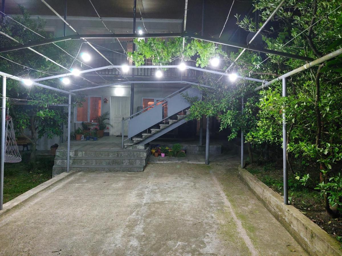 Lakeside Green Balcony Home Tskaltubo Exterior foto